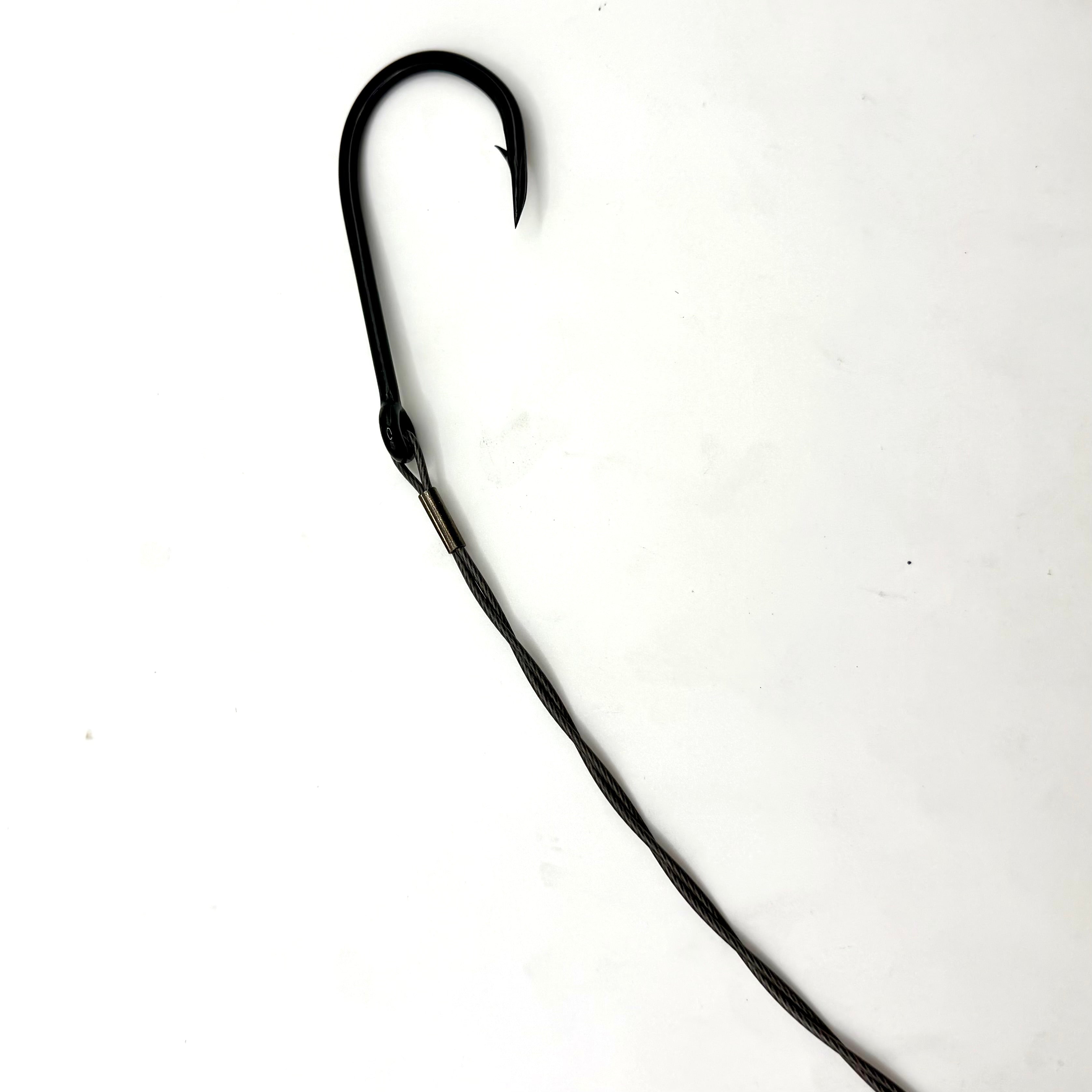 Devil Series- Land-Based Shark Trace- Carbon Coated 400lb 5m